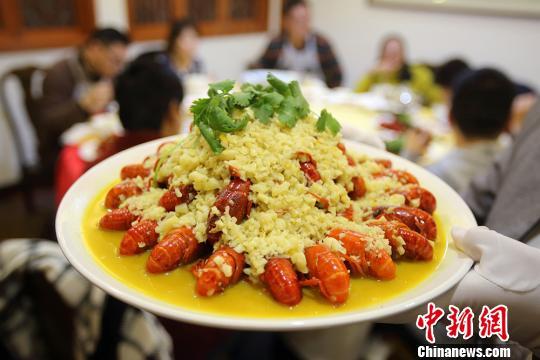 小龍蝦橫行德國柏林 政府鼓勵吃貨們大快朵頤！